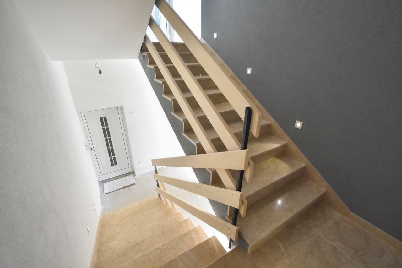 Apartmani Iva&Ante Dugi Rat Exterior foto